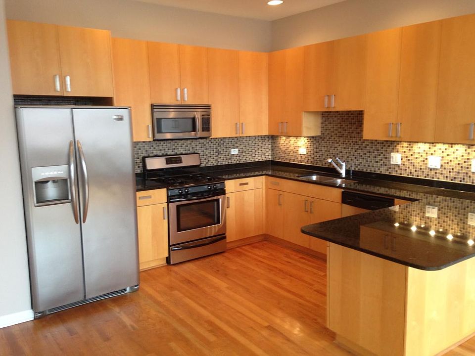 1st image of 2216 W North Ave #P-2