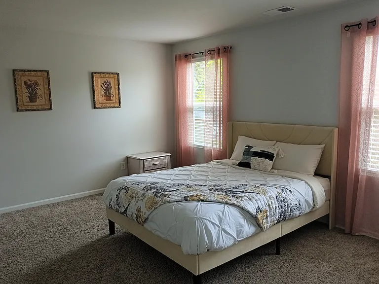 4842 Abbington Oaks Way SE — Photo 8