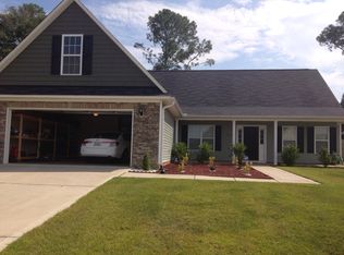 2044 Yellowbrick Rd, Fayetteville, NC 28314