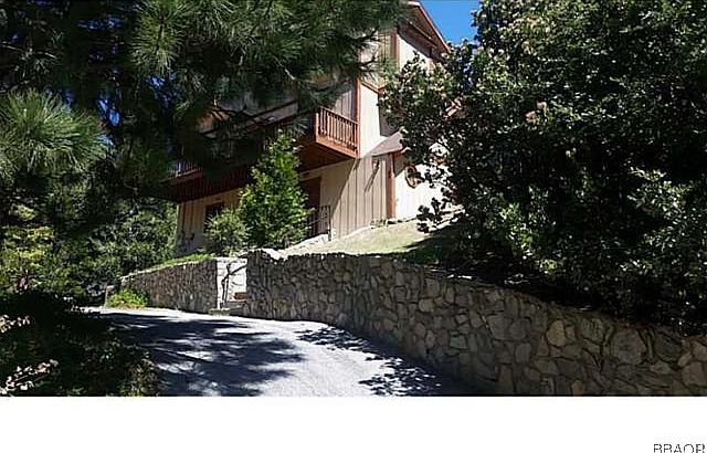 1st image of 29282 Pine Dr