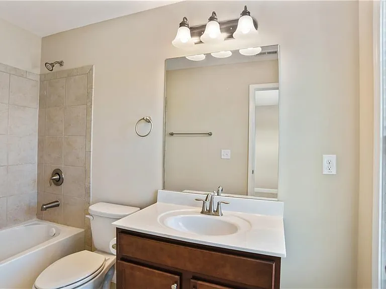 4835 Edgemoore Trce — Photo 42