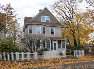 121 Morehouse St, Bridgeport, CT 06605
