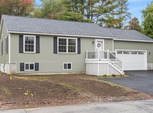 86 Ferry Rd, Salisbury, MA 01952