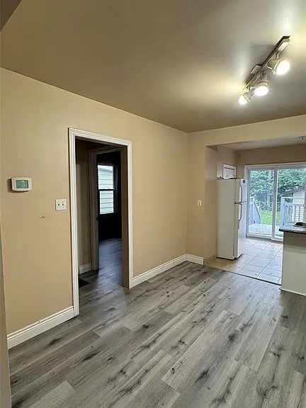 408 Elm Ave — Photo 8
