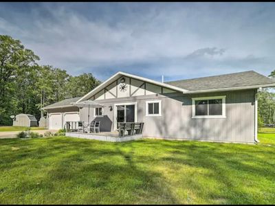 5345 Meridian Line Rd, Johannesburg, MI, 49751