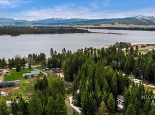 13 Andy Ln, Donnelly, ID 83615