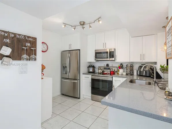 15761 SW 137th Ave, Miami, FL