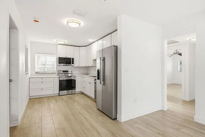 4325 S Coolidge Ave — Photo 8