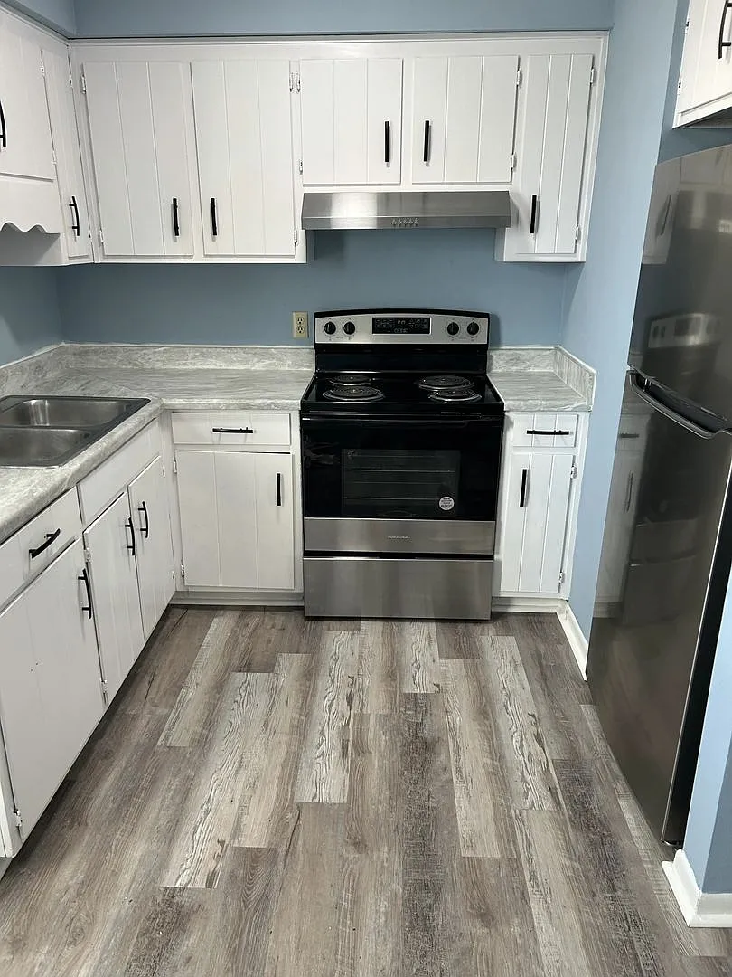 6321 Lenawee Street Apt B3 — Photo 3