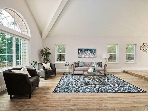 4th image of 26425 Emerald Dove Dr