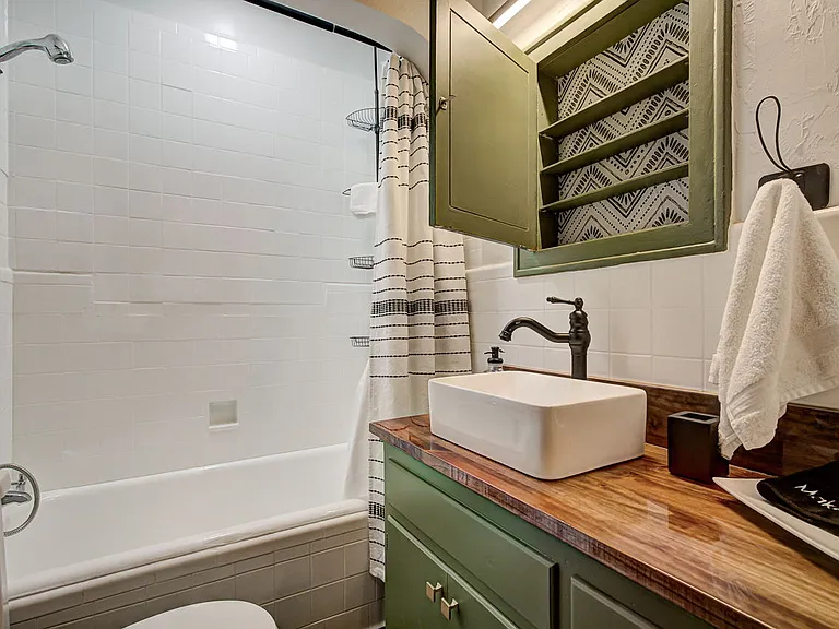 2215 W Broadway Ave #1 — Photo 15
