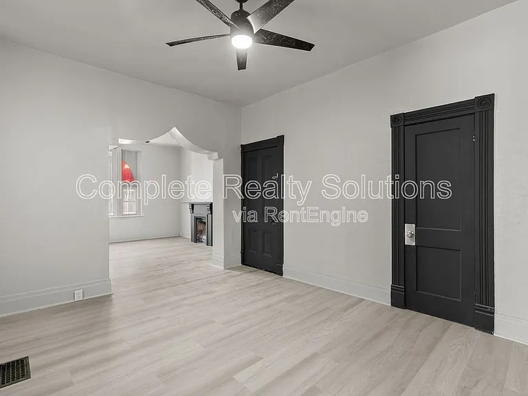 4038 California Ave — Photo 24