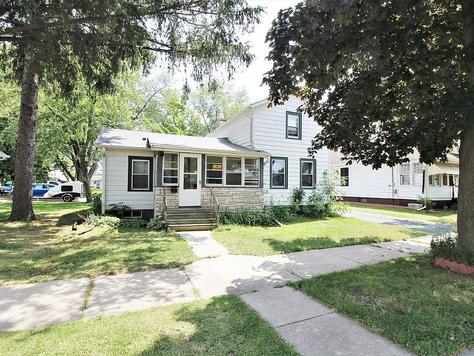 703 South 7th STREET, Watertown, WI 53094 Zillow