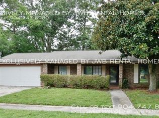 8155 Wormwood Rd, Jacksonville, FL 32210
