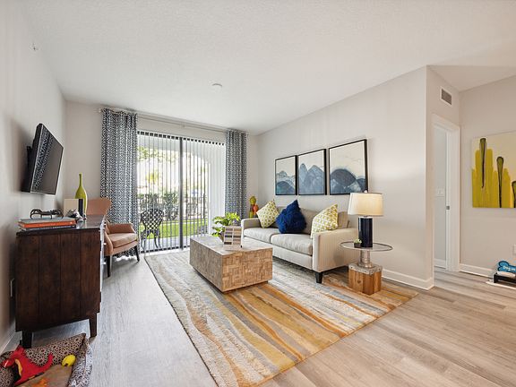 4th image of 10297 SW Village Pkwy #4-101