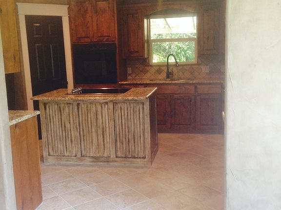 Entrance to kitchen