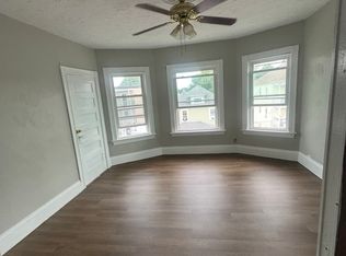 71 Darling St Floor 3, Central Falls, RI 02863