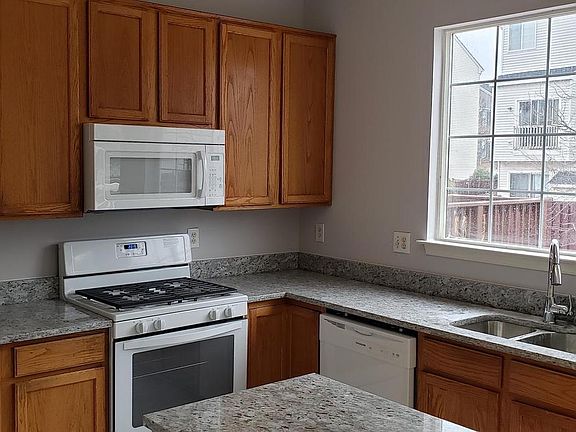 4th image of 2483 Wheat Meadow Cir