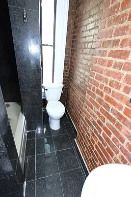 Rented by Compass | media 14