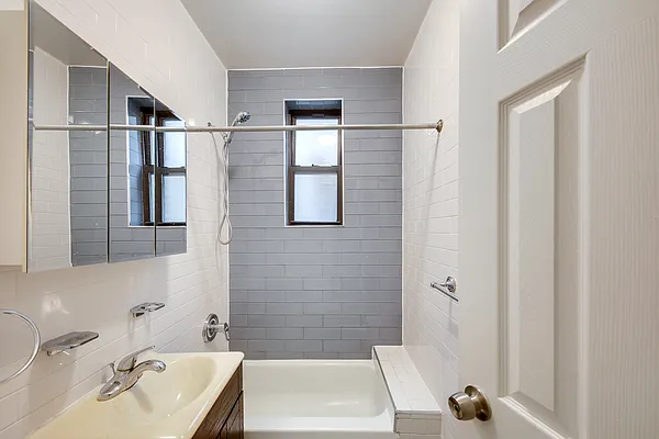 Rented by Oxford Property Group | media 13