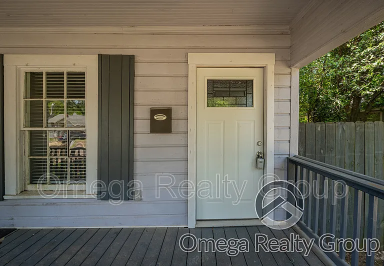 2104 Yancey Ave — Photo 5