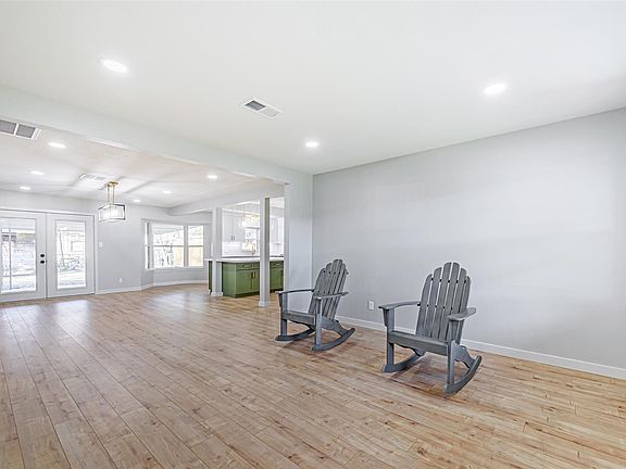 5th image of 8518 Cedel Dr