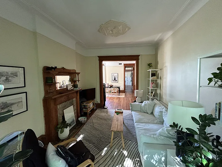 2120 N Sheffield Ave #3F — Photo 4