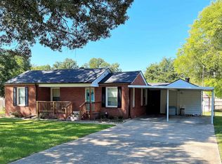 405 Northwest Dr, Longview, TX 75604