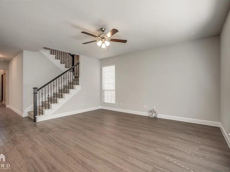 3100 Damsel Sauvage Ln — Photo 5