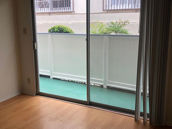 2nd image of 11727 Mayfield Ave APT 3