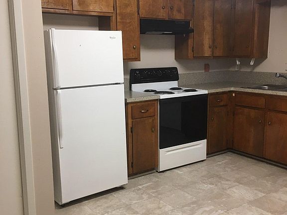 4th image of 1518 Hillside Dr