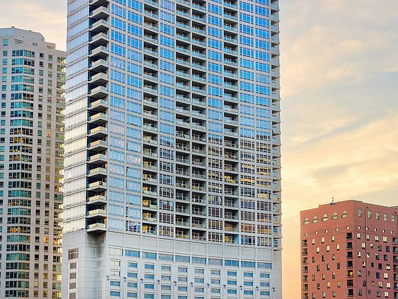 2nd image of 333 N Canal St APT 3006