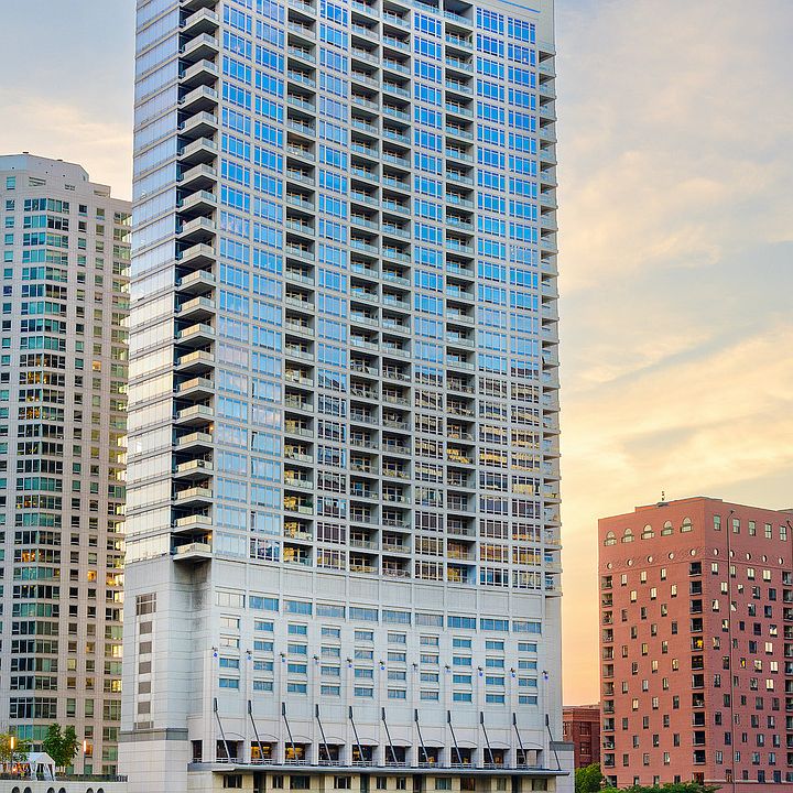 2nd image of 333 N Canal St APT 1801