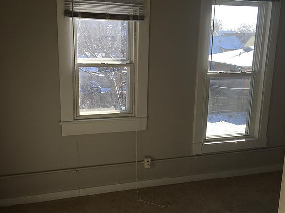 3rd image of 363 Yarwood St #2
