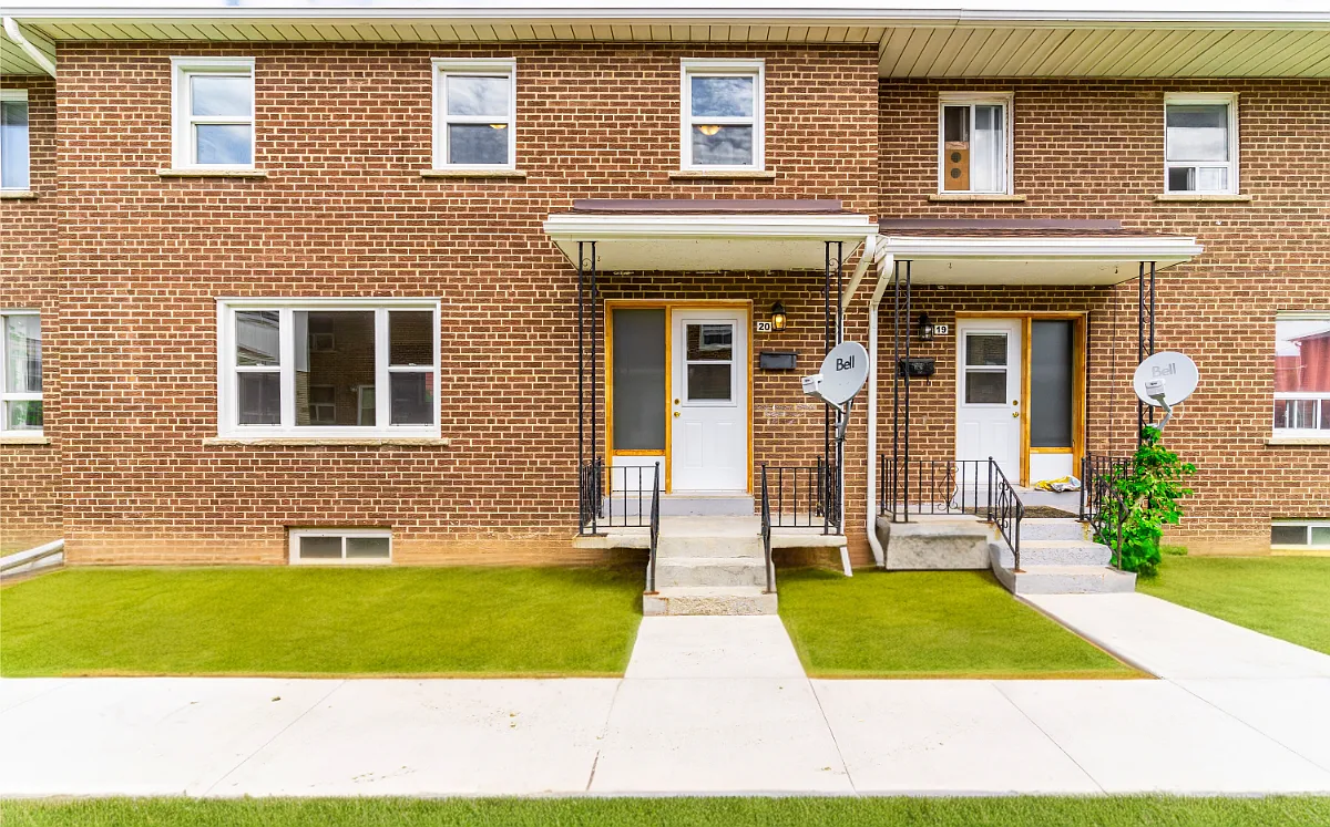 Glenwood Park Townhomes — Photo 1