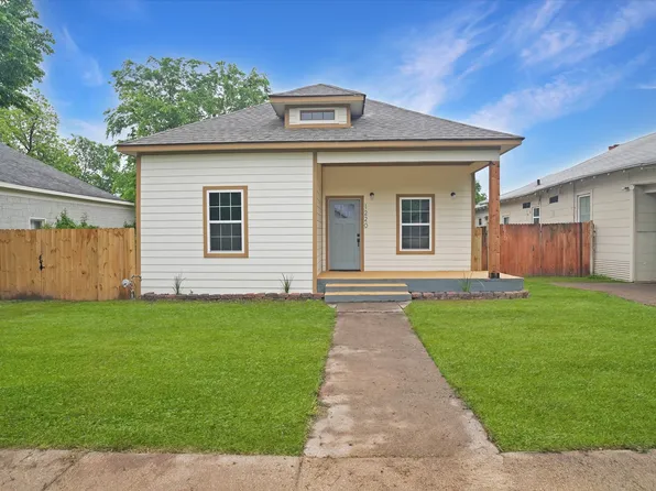 1220 E Pulaski St, Fort Worth, TX 76104