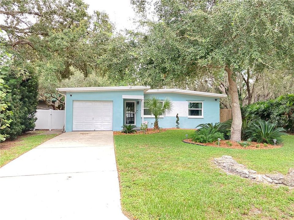 1st image of 660 6th Ave N