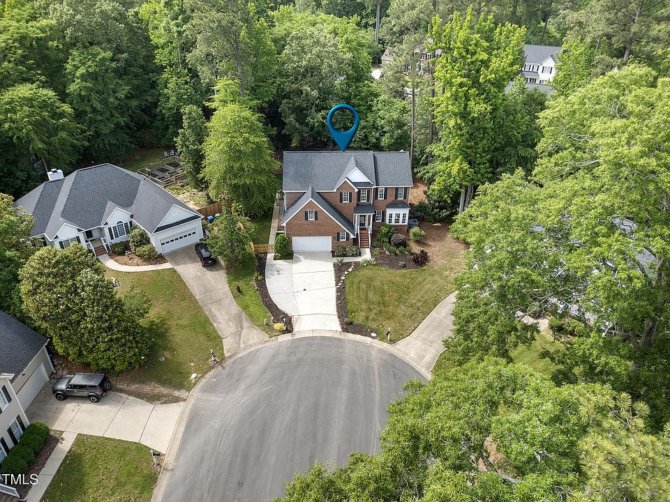 1st image of 6 Beltre Ct