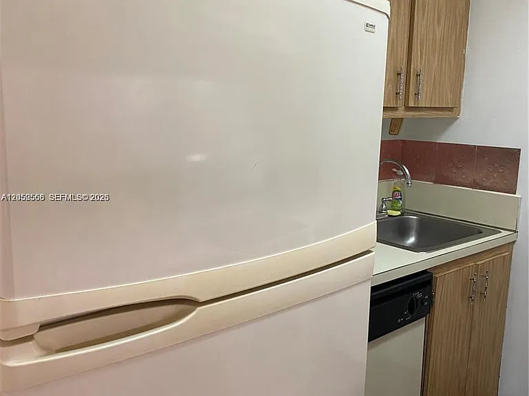 5841 Washington St #60 — Photo 9