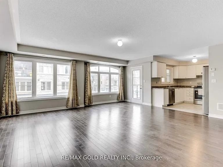 200 Veterans Dr #108 — Photo 4