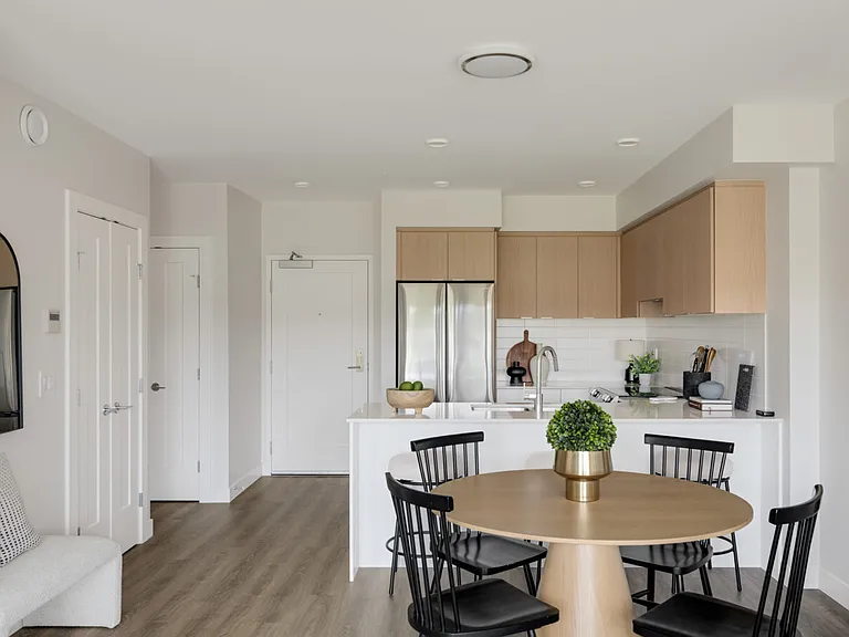 341 Latoria Blvd — Photo 10