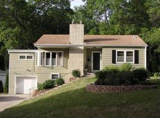 4421 Elmdale Rd, Golden Valley, MN 55422