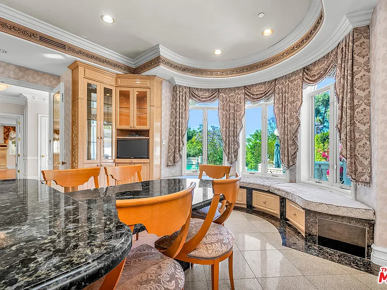 11244 Briarcliff Ln — Photo 69