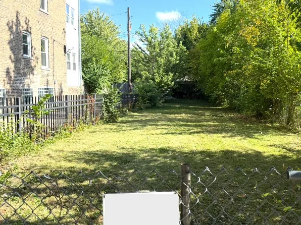 711 N Ridgeway Ave, Chicago, IL 60624