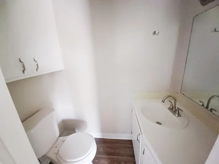 Magnolia Apartments — Photo 6
