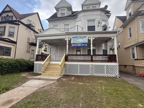 50 S Walnut St APT 1, East Orange, NJ 07018