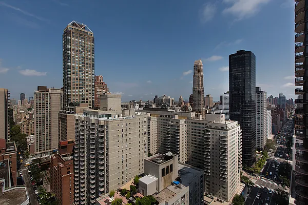 Rented by Douglas Elliman | media 3