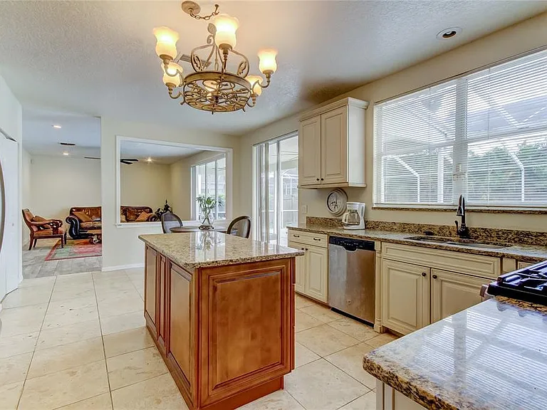 9401 Woodbay Dr — Photo 19