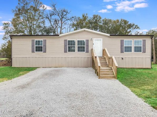 123 Dustin Cir, Broussard, LA 70518