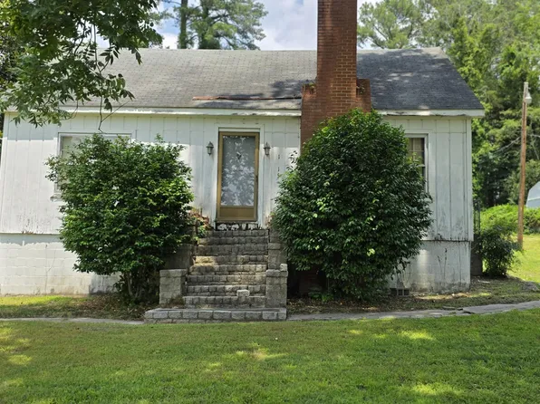 1015 Wait Ave, Wake Forest, NC 27587